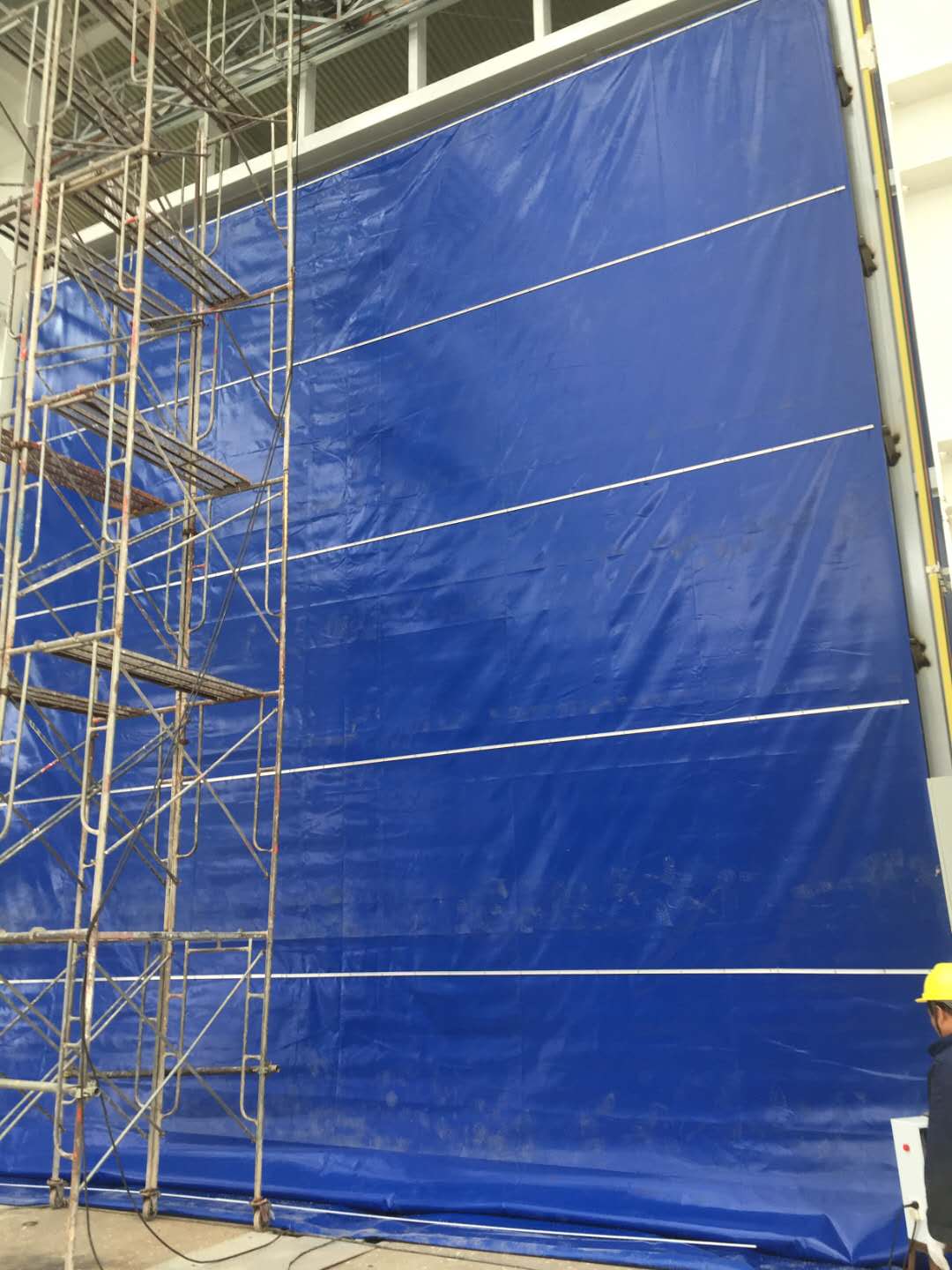 上海京鹏柔性堆积大门图片 上海京鹏柔性堆积大门图片